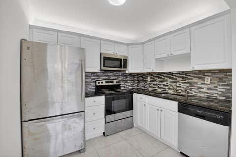 Tiny photo for 506 E Capri Road #506, Delray Beach, FL 33484 (MLS # B26039939)
