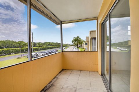 Tiny photo for 506 E Capri Road #506, Delray Beach, FL 33484 (MLS # B26039939)