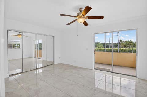 Tiny photo for 506 E Capri Road #506, Delray Beach, FL 33484 (MLS # B26039939)