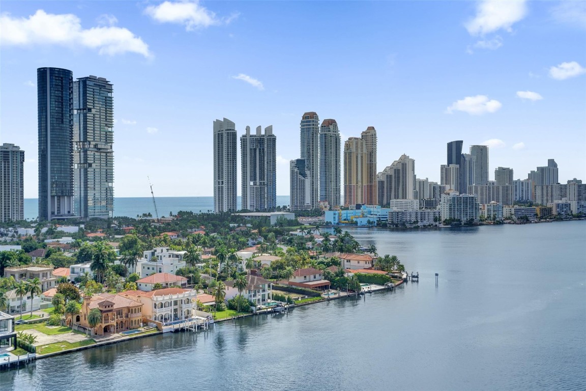 Mystic Pointe Condo - Residential