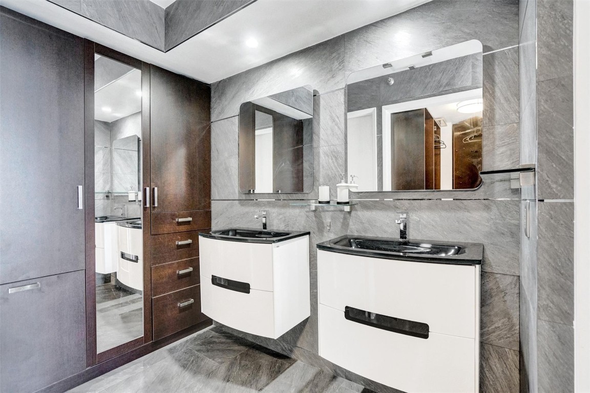 Mystic Pointe Condo - Residential