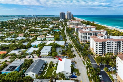 Photo of 100 Bravado Lane #4, Palm Beach Shores, FL 33404 (MLS # R10960243)