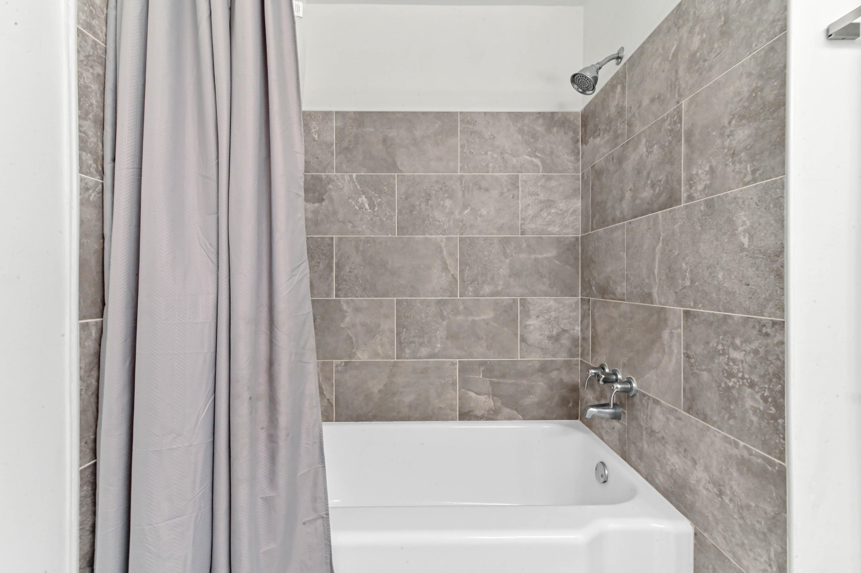 SEACREST ESTATES - Residential