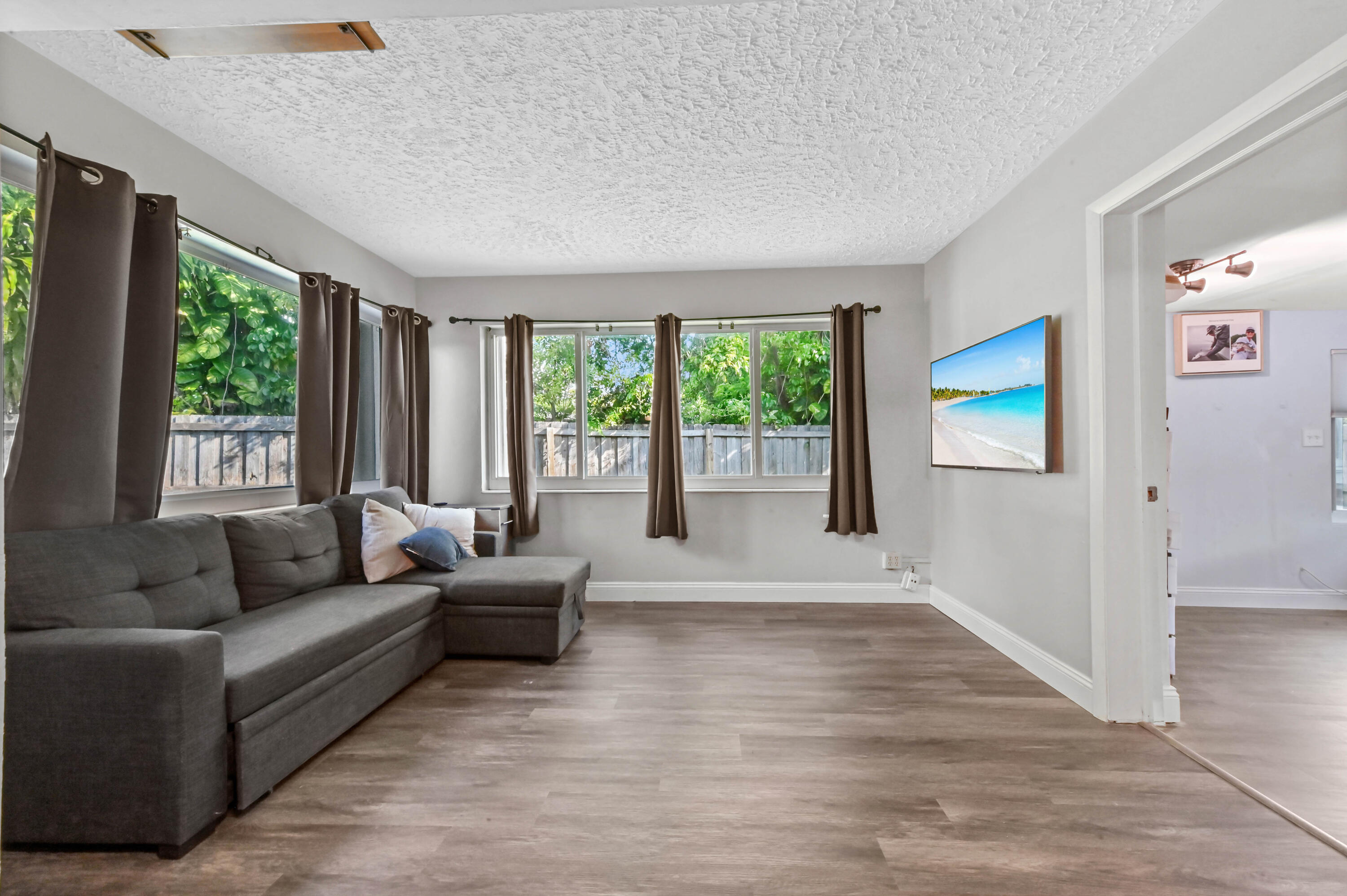 SEACREST ESTATES - Residential