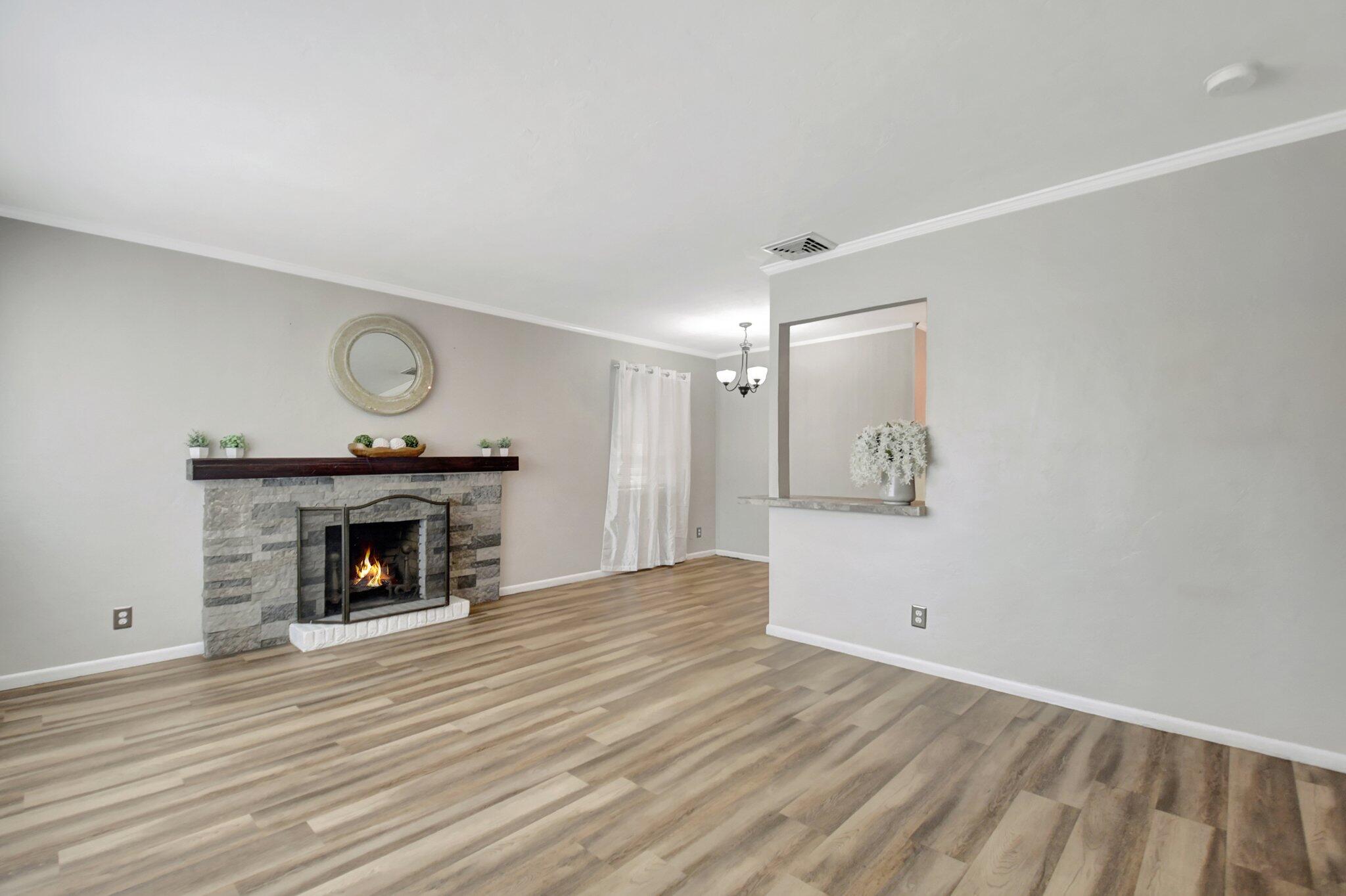 953 Churchill Road