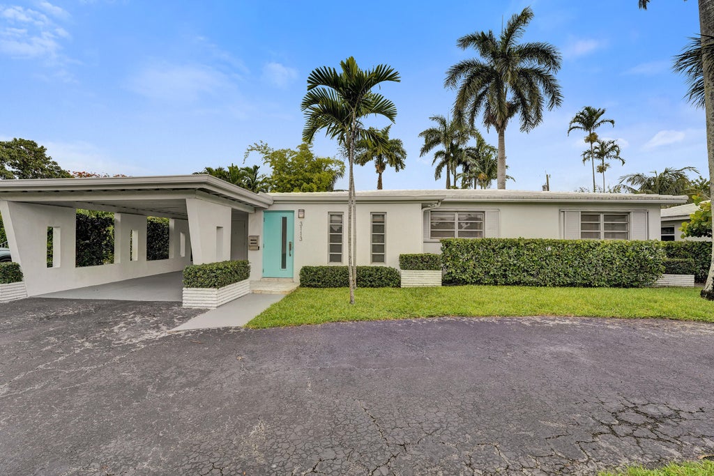 Photo of 3113 Hollywood Boulevard, Hollywood, FL 33021 (MLS # B26038145)