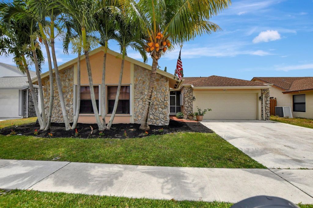 Photo of 21023 Rustlewood Avenue, Boca Raton, FL 33428 (MLS # R10983564)