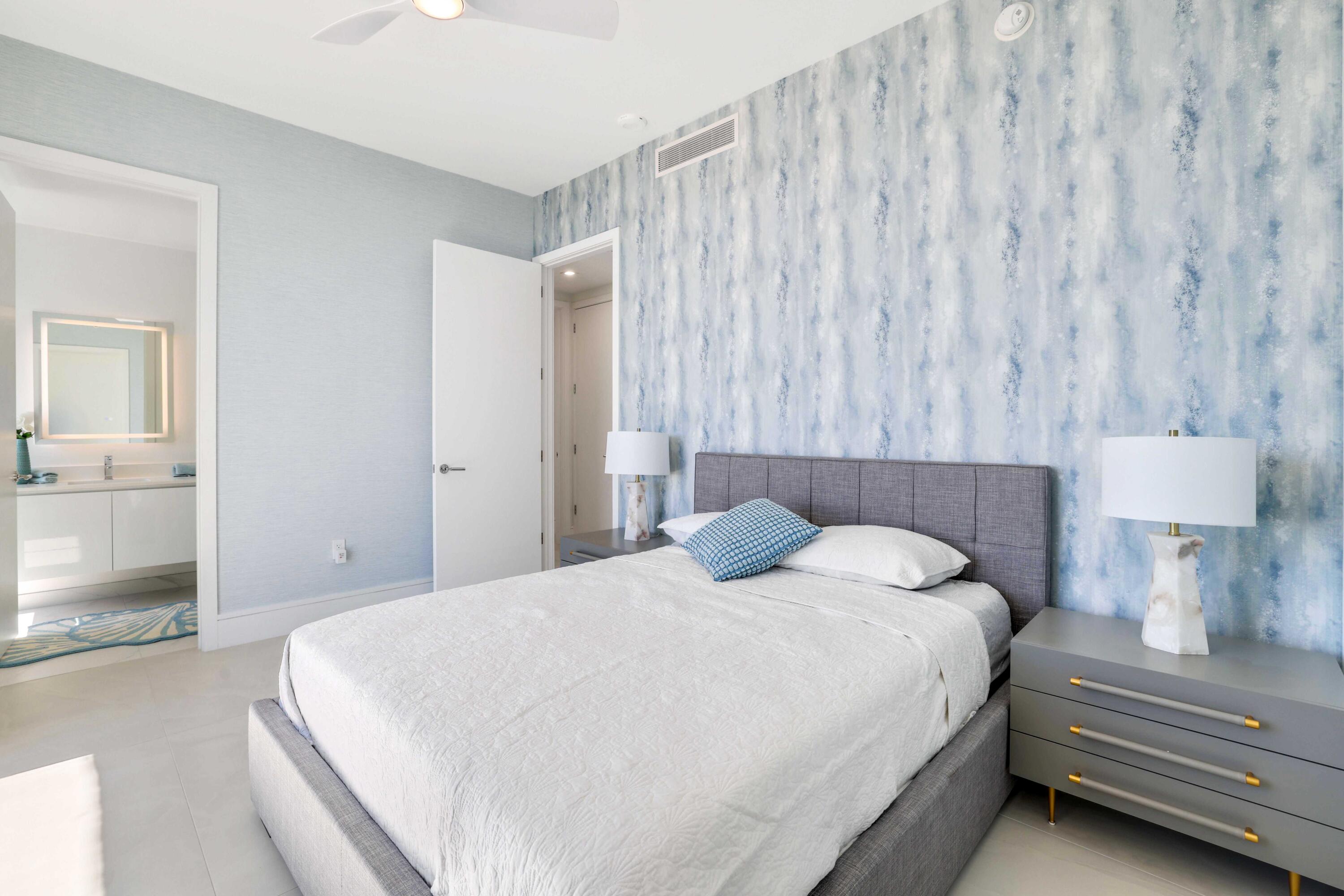 NAUTILUS 220 CONDOMINIUM - Residential