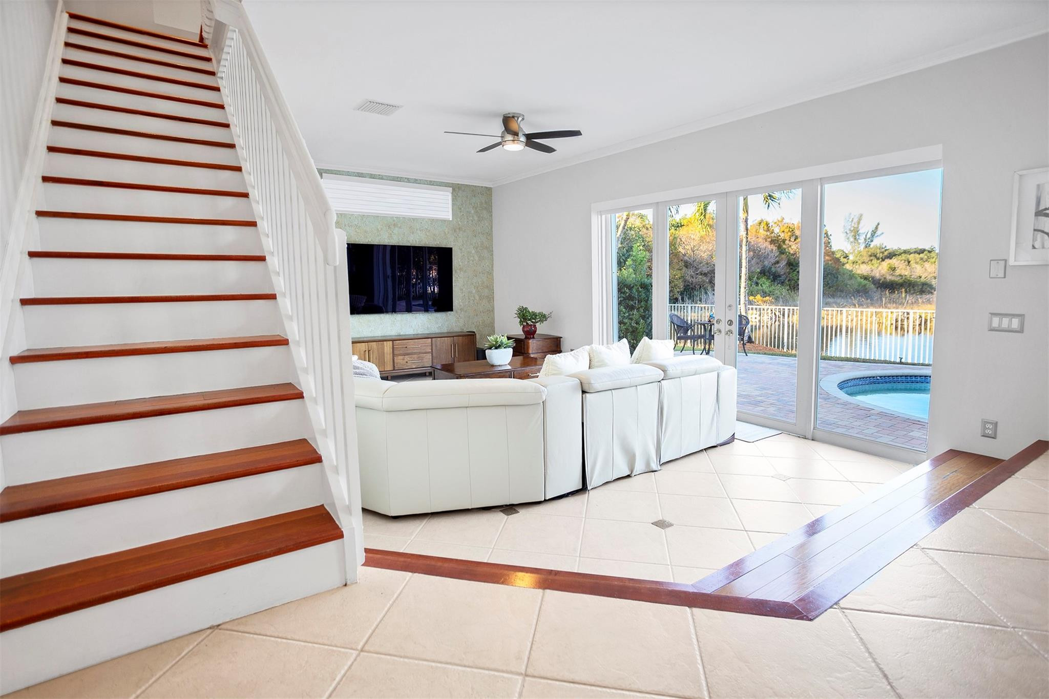 Riviera Isles III 172-36 - Residential