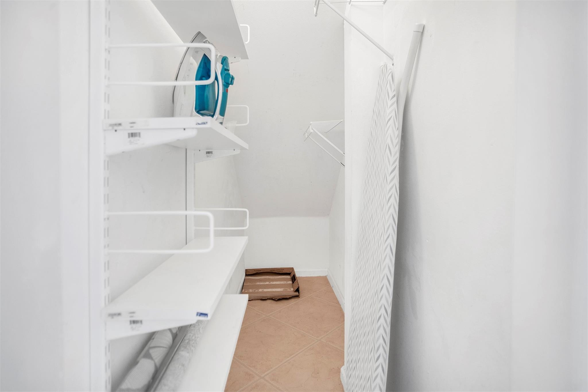 Riviera Isles III 172-36 - Residential