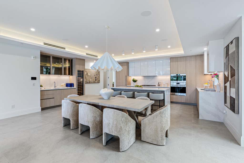Photo of 87 Isle Of Venice Drive #401n, Fort Lauderdale, FL 33301 (MLS # B26044780)