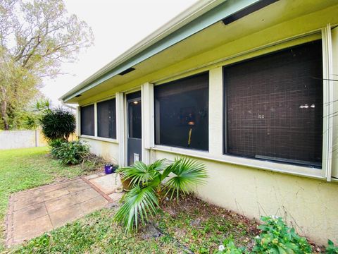 A home in Port St Lucie