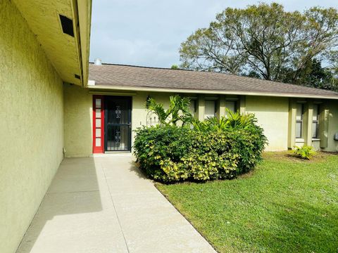 A home in Port St Lucie