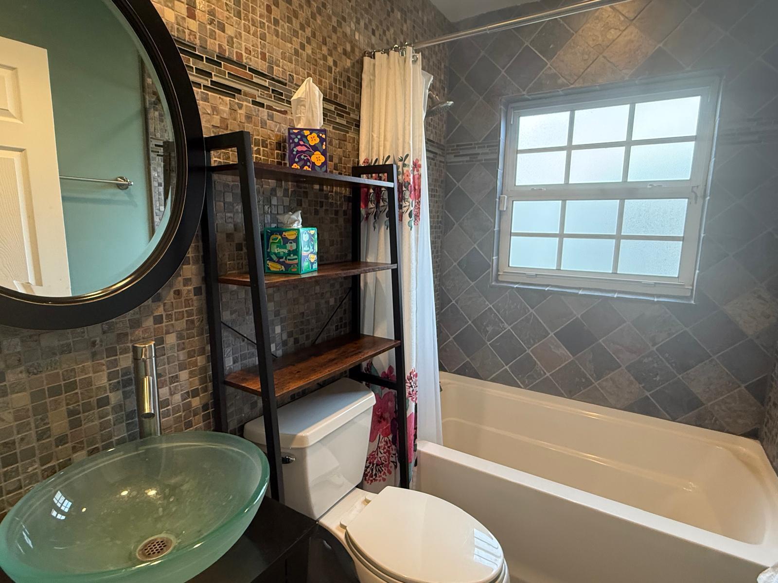 SUN VALLEY 2 - Residential Lease