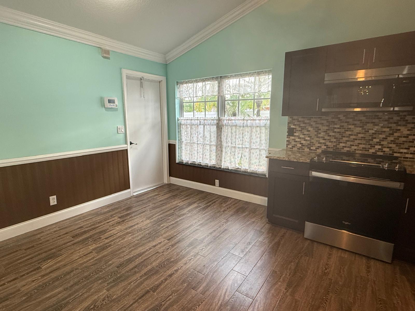 SUN VALLEY 2 - Residential Lease