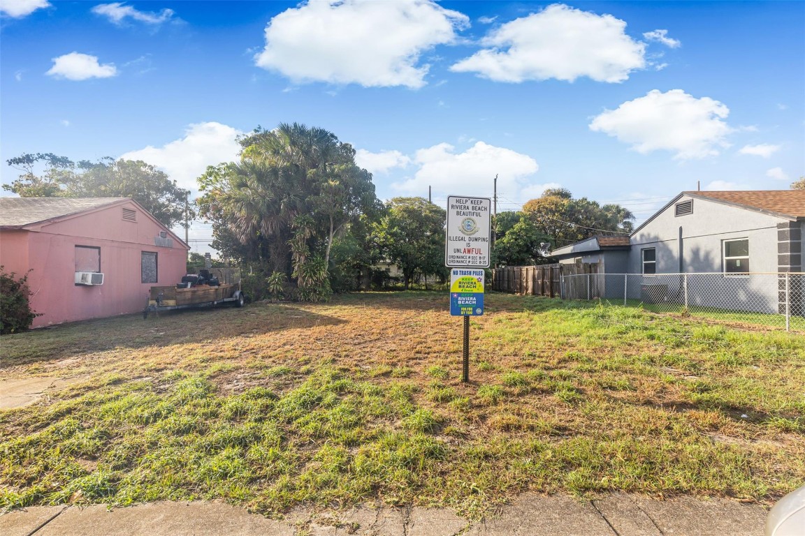 Riviera Beach Heights Add - Land