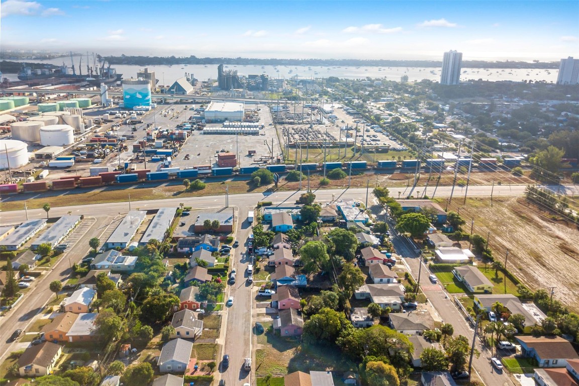 Riviera Beach Heights Add - Land