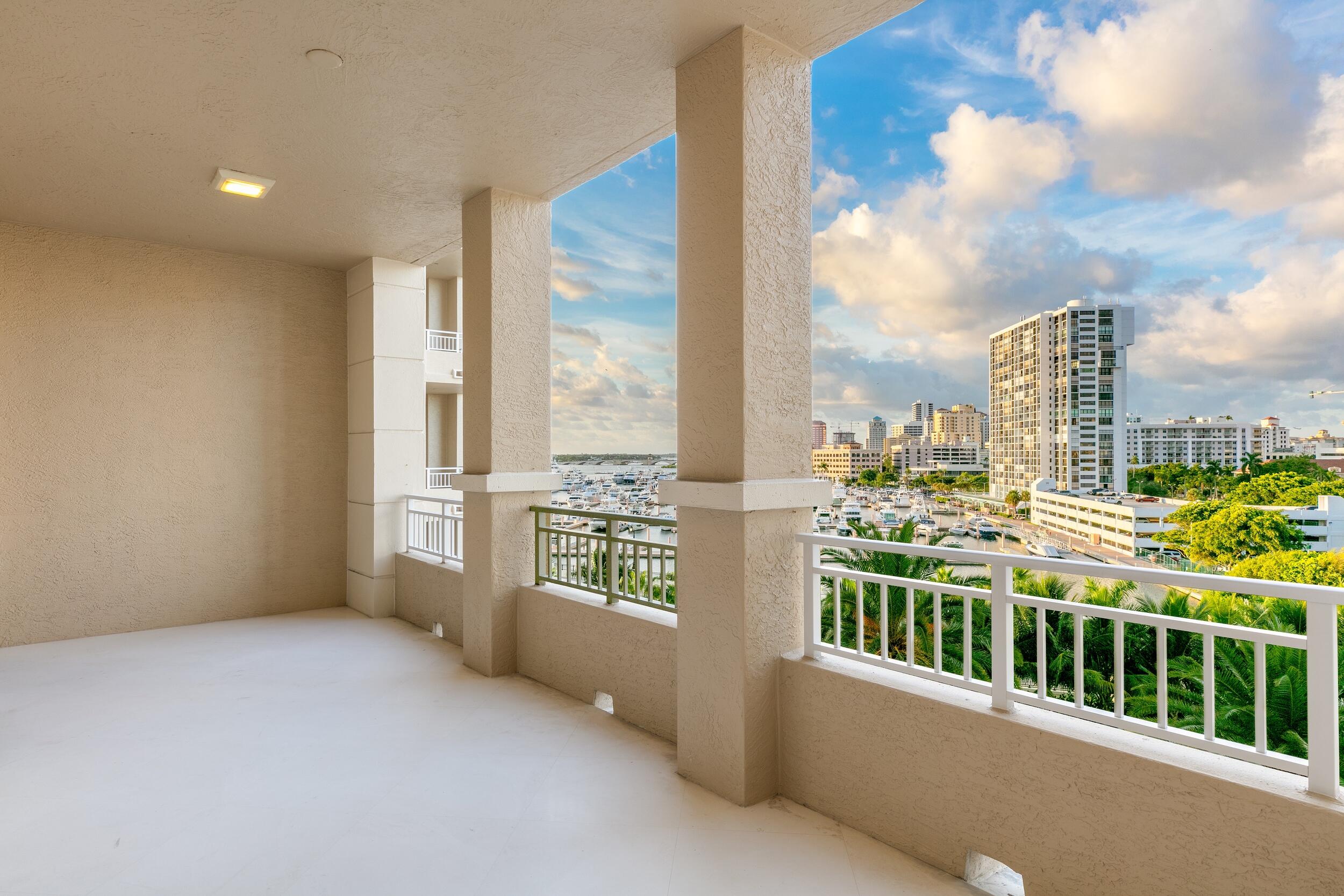 ONE WATERMARK PLACE OF THE PALM BEACHES - Residential