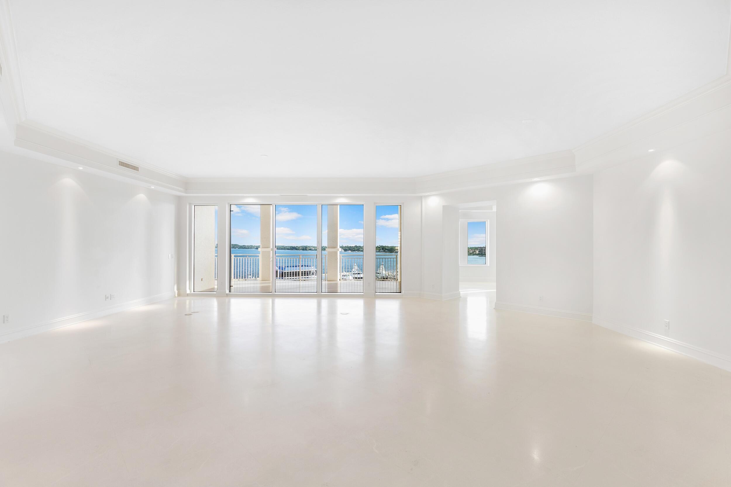 ONE WATERMARK PLACE OF THE PALM BEACHES - Residential