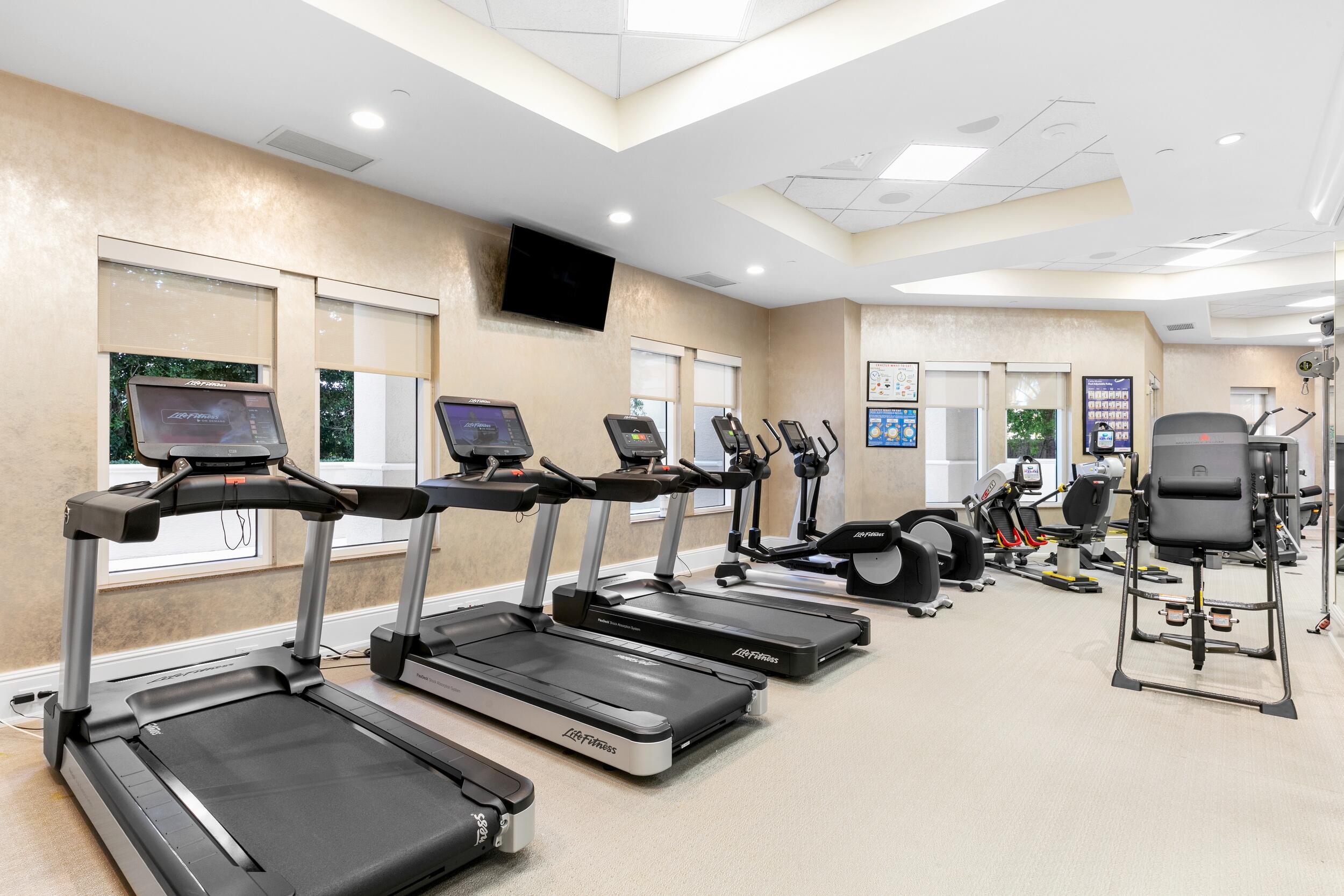 ONE WATERMARK PLACE OF THE PALM BEACHES - Residential