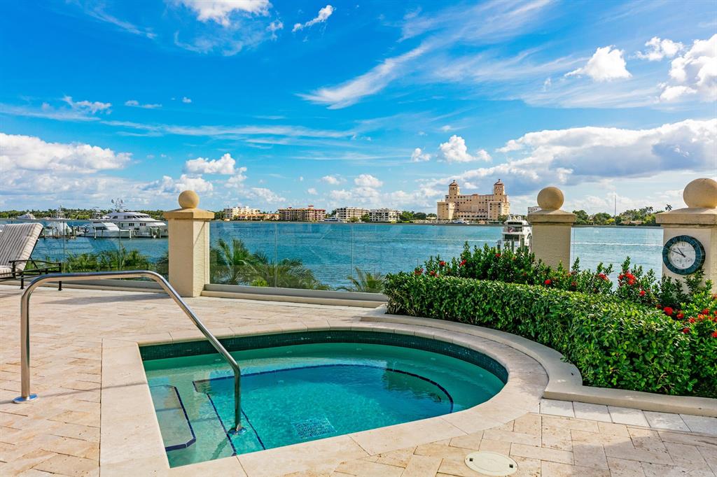 ONE WATERMARK PLACE OF THE PALM BEACHES - Residential