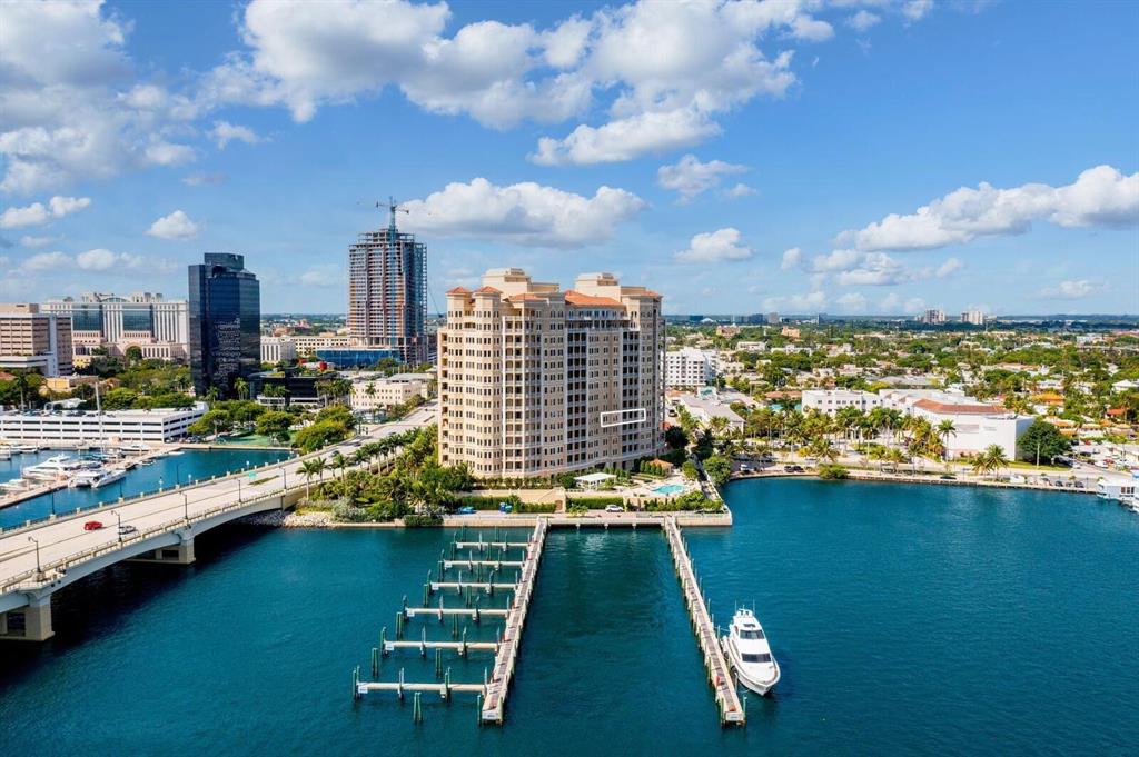 ONE WATERMARK PLACE OF THE PALM BEACHES - Residential