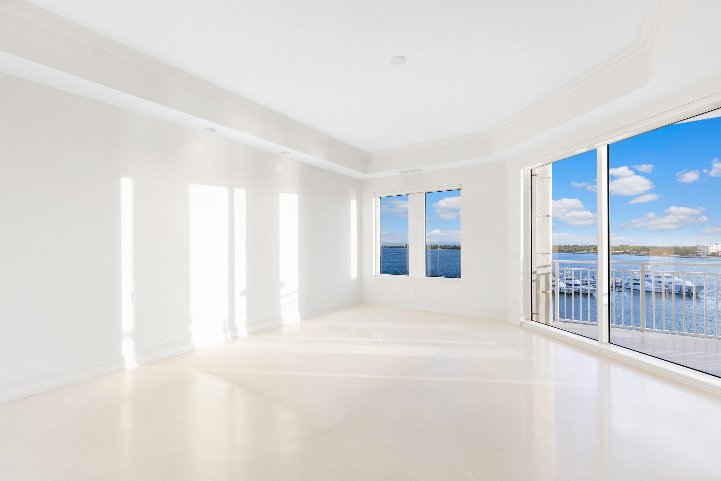 ONE WATERMARK PLACE OF THE PALM BEACHES - Residential