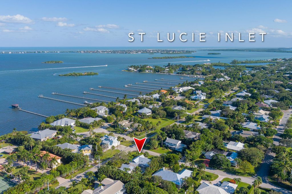 Photo of 85 S Sewalls Point Road, Sewalls Point, FL 34996 (MLS # R10948834)