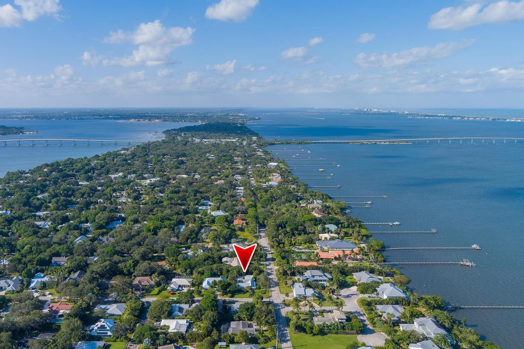 Photo of 85 S Sewalls Point Road, Sewalls Point, FL 34996 (MLS # R10948834)