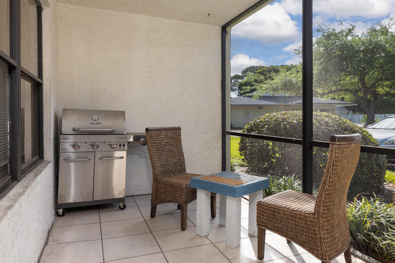 FAIRWAY PALMS CONDO - Residential