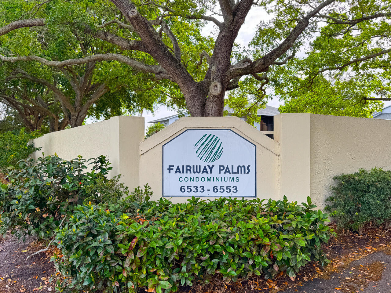 FAIRWAY PALMS CONDO - Residential