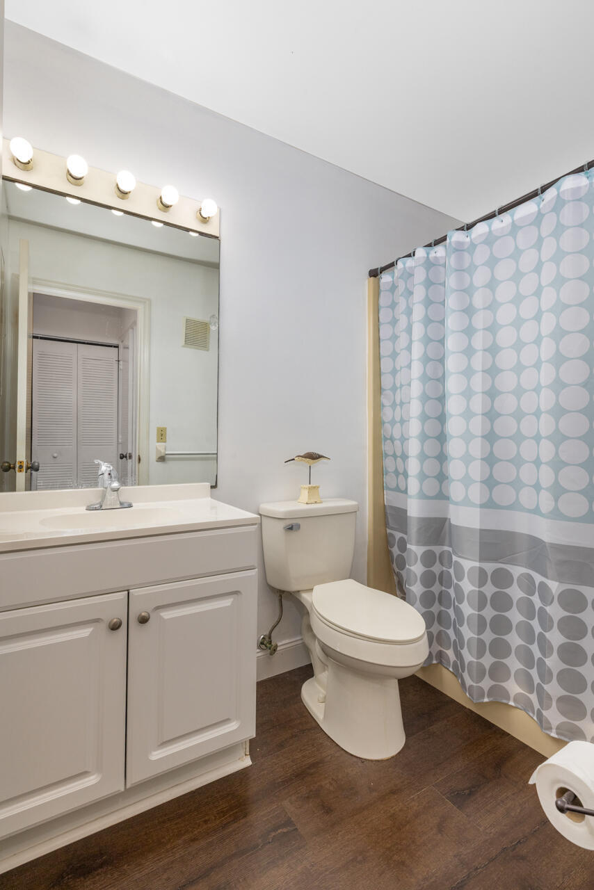 FAIRWAY PALMS CONDO - Residential