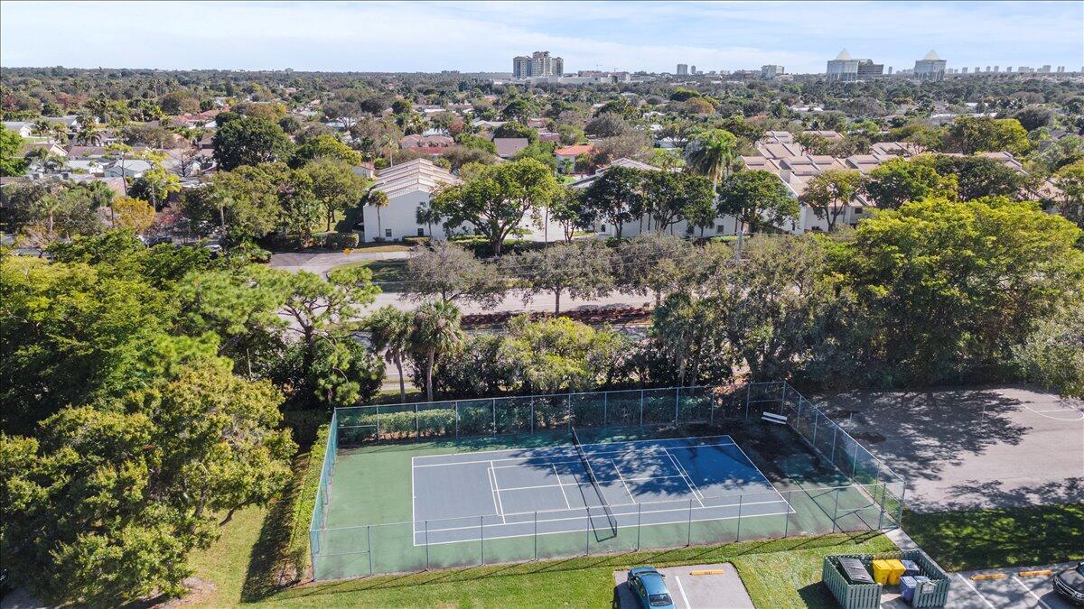 SABAL RIDGE CONDO - Residential