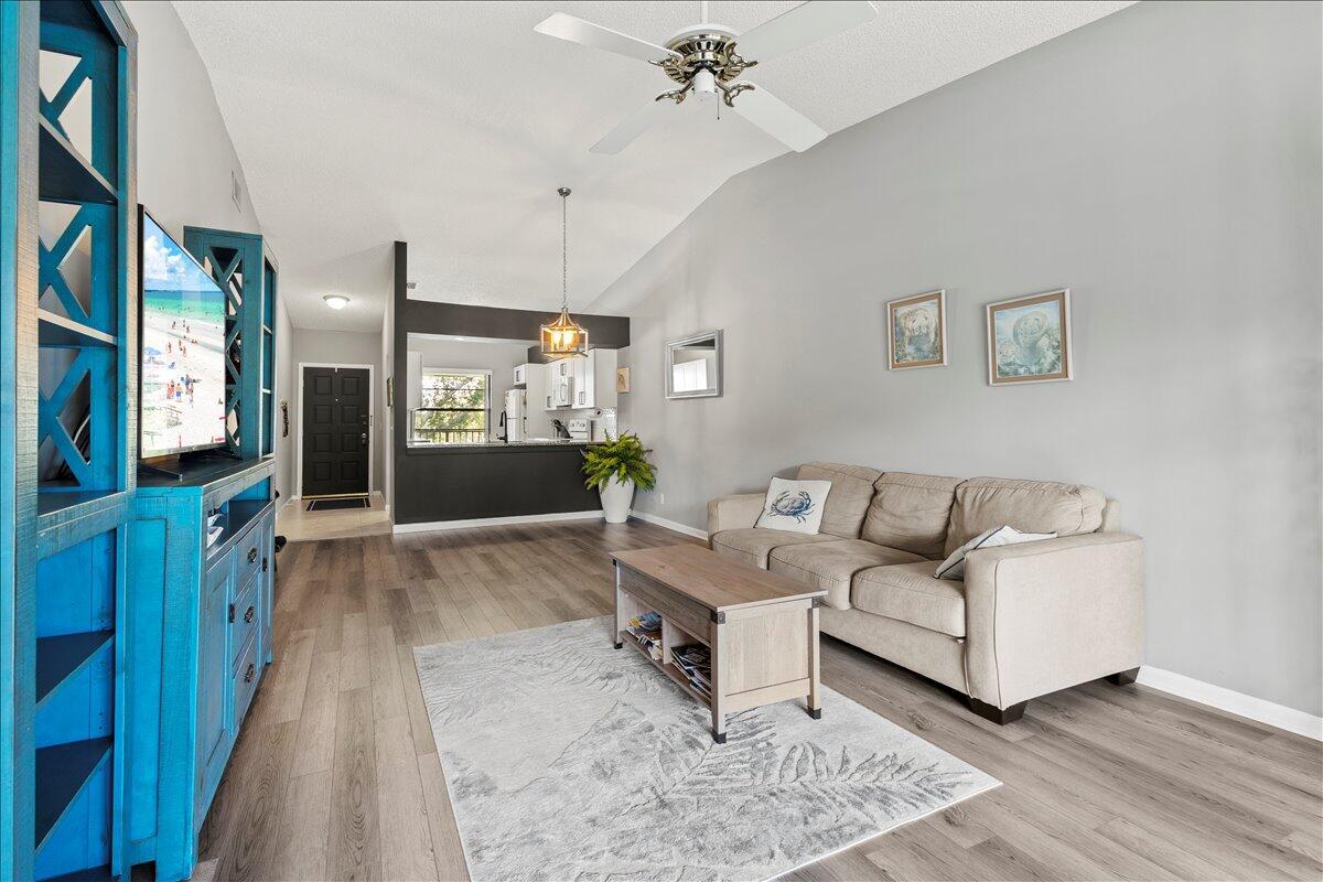 SABAL RIDGE CONDO - Residential