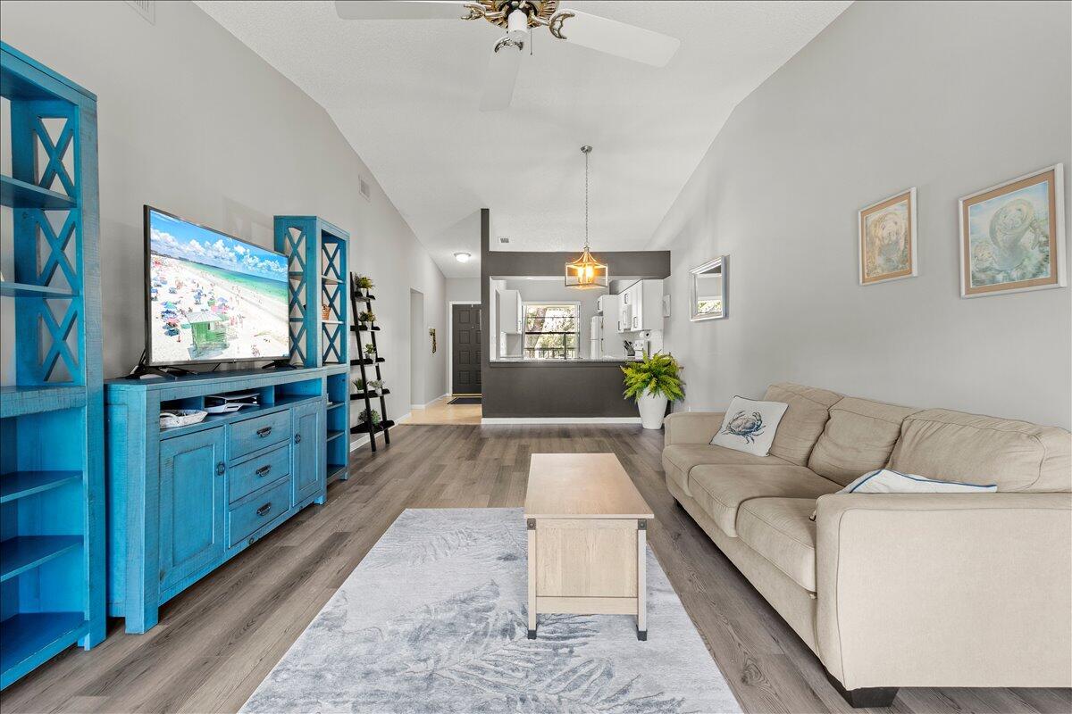 SABAL RIDGE CONDO - Residential
