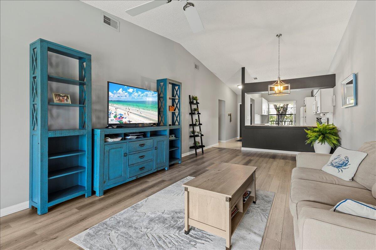 SABAL RIDGE CONDO - Residential