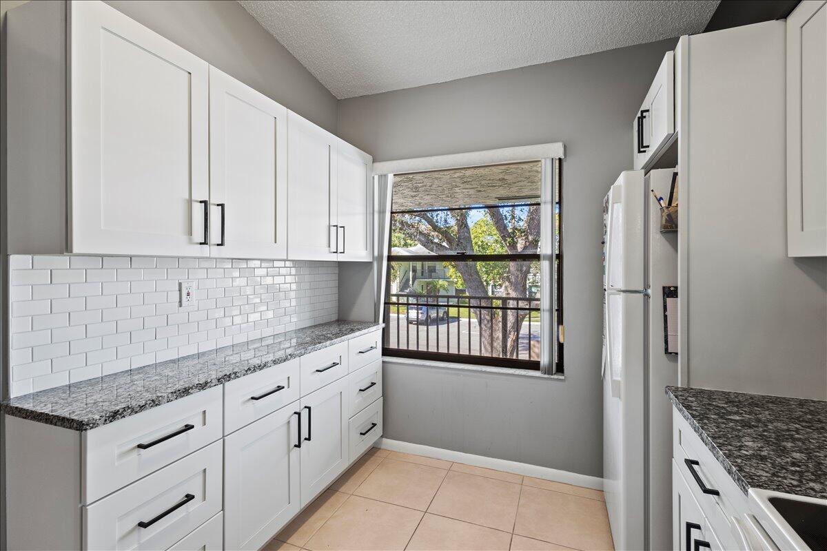 SABAL RIDGE CONDO - Residential