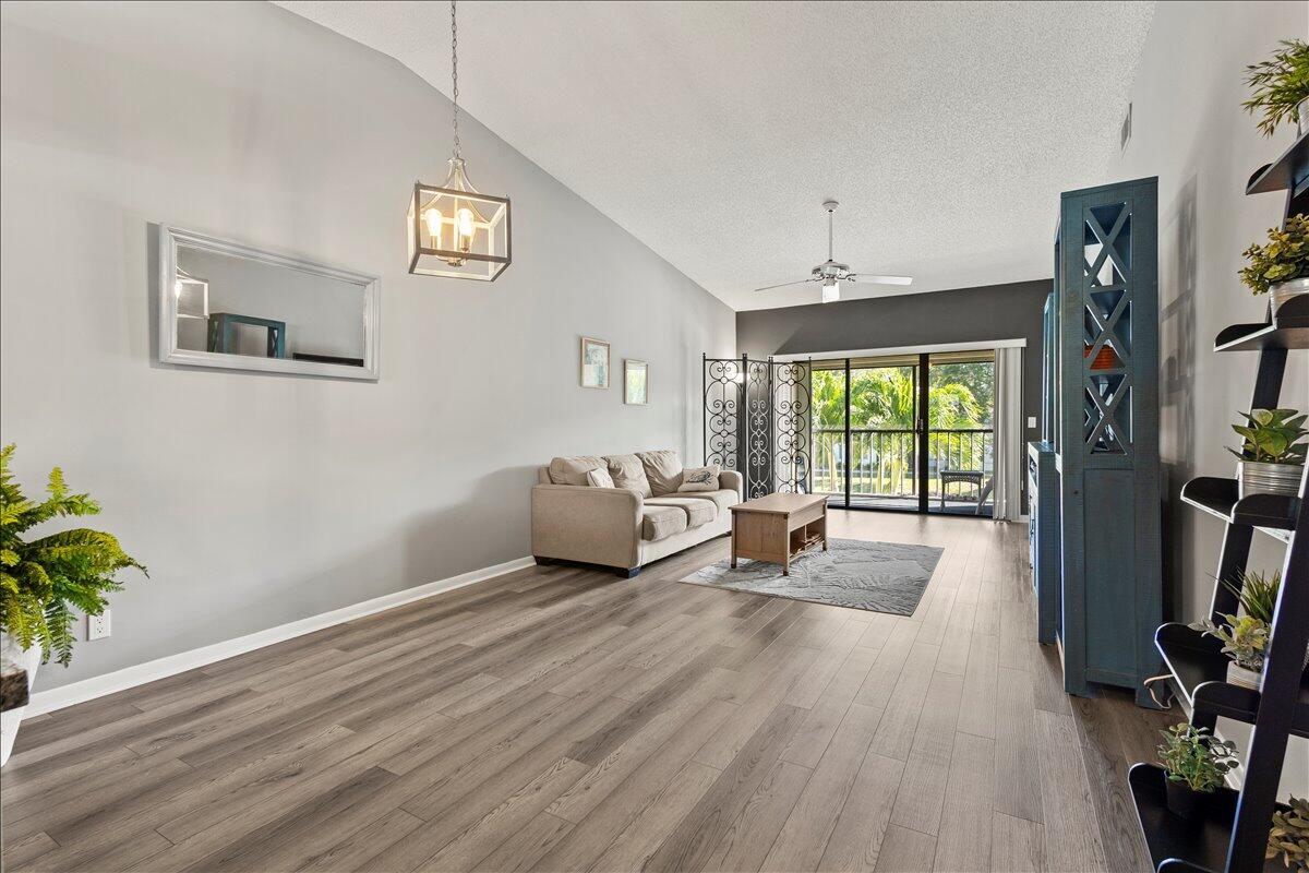 SABAL RIDGE CONDO - Residential
