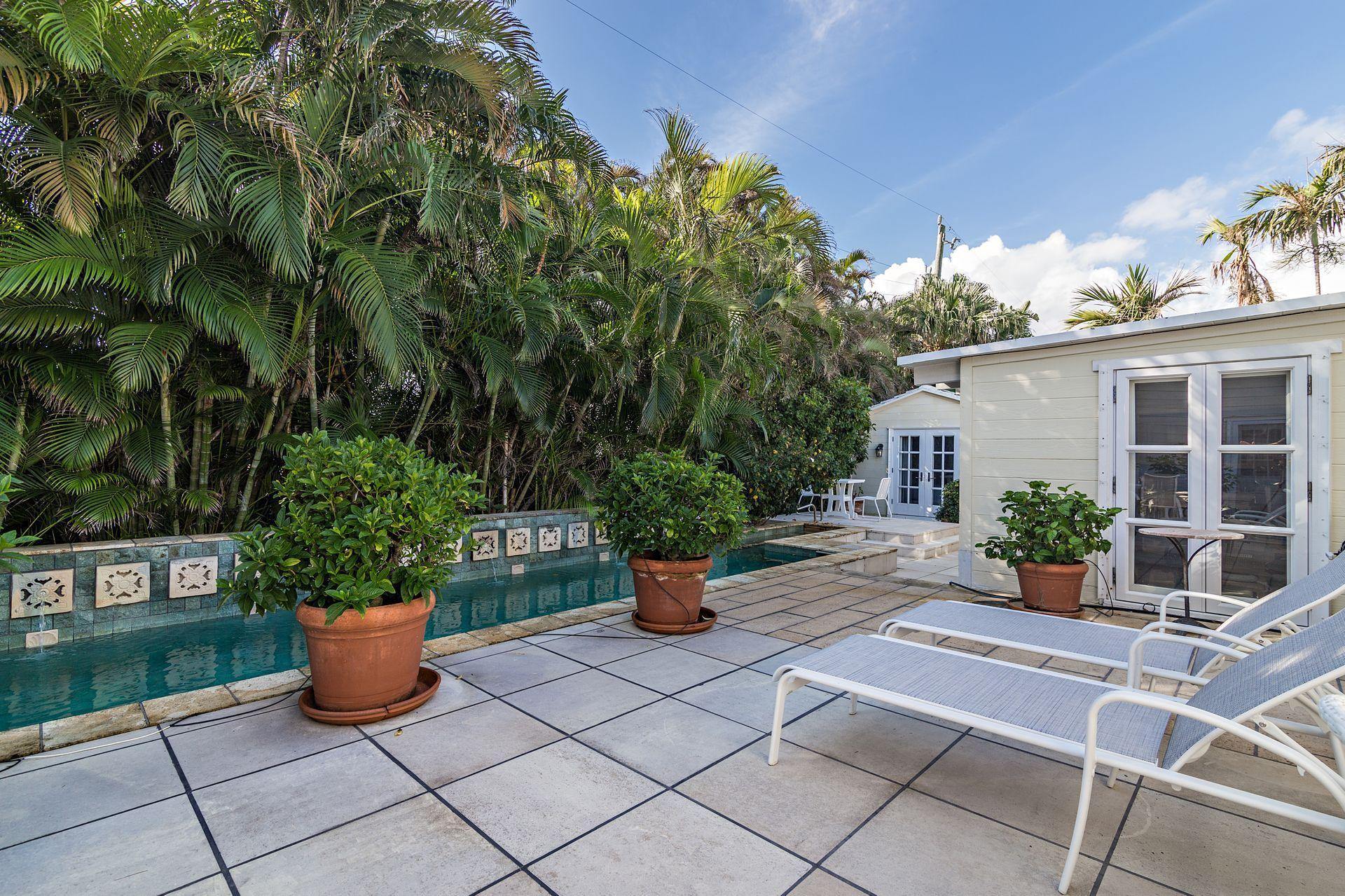 OSCEOLA WAY - Residential