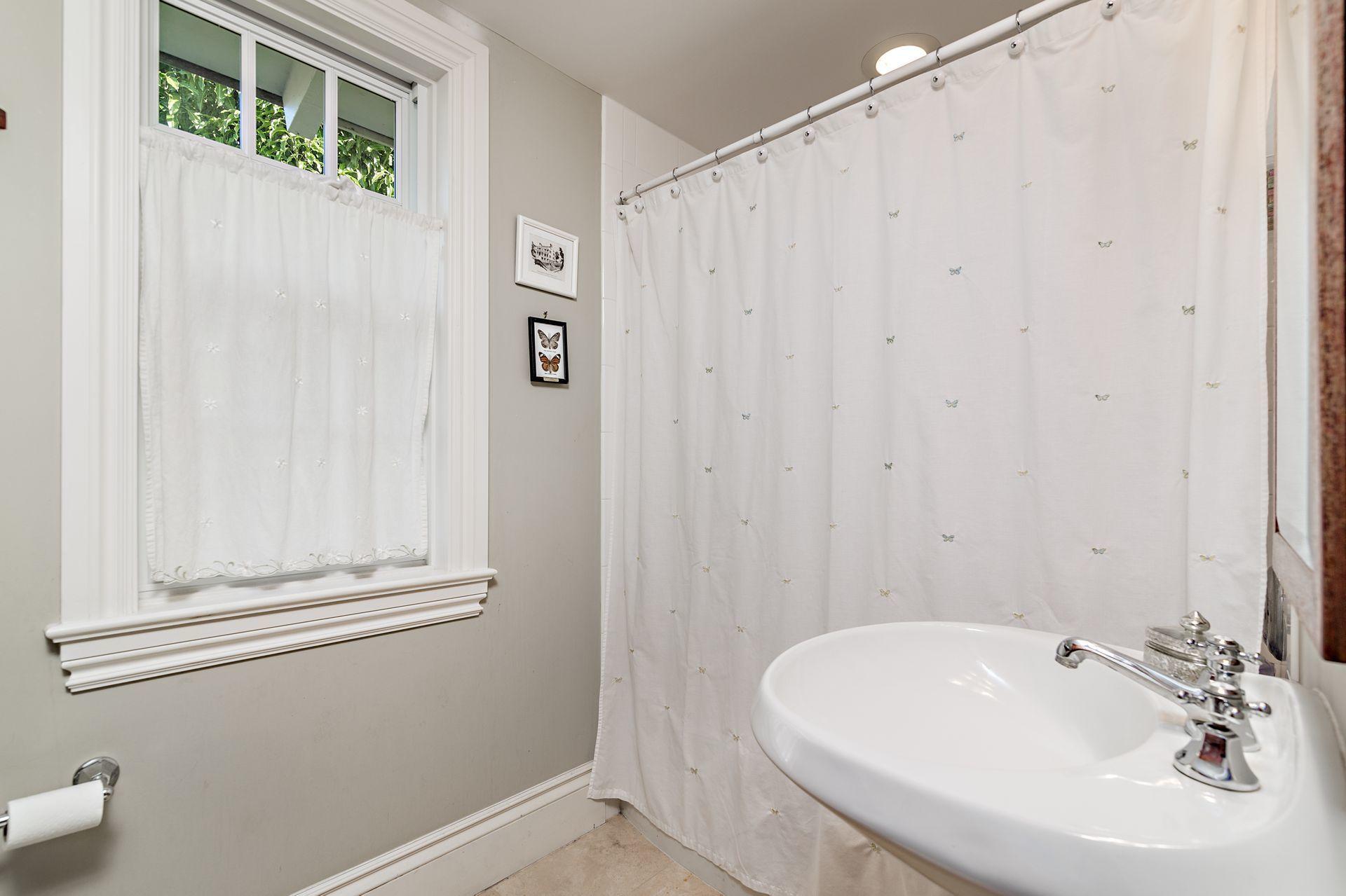 OSCEOLA WAY - Residential