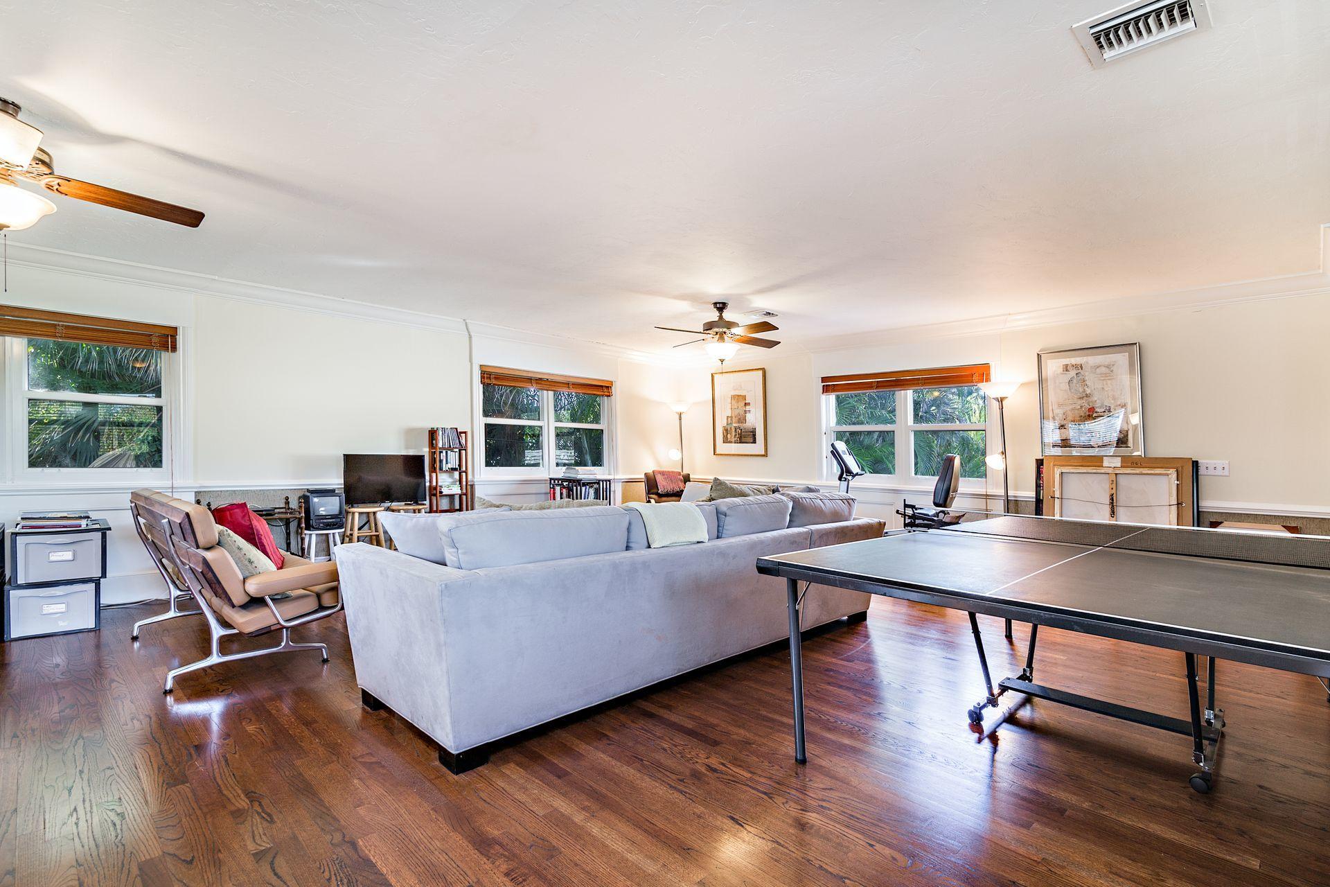 OSCEOLA WAY - Residential