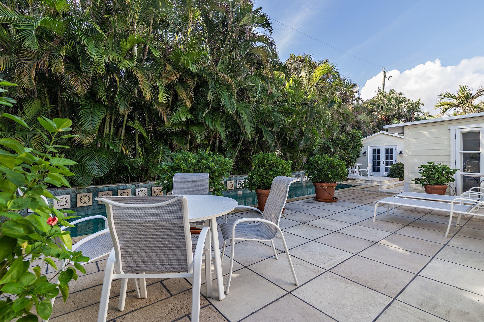 OSCEOLA WAY - Residential