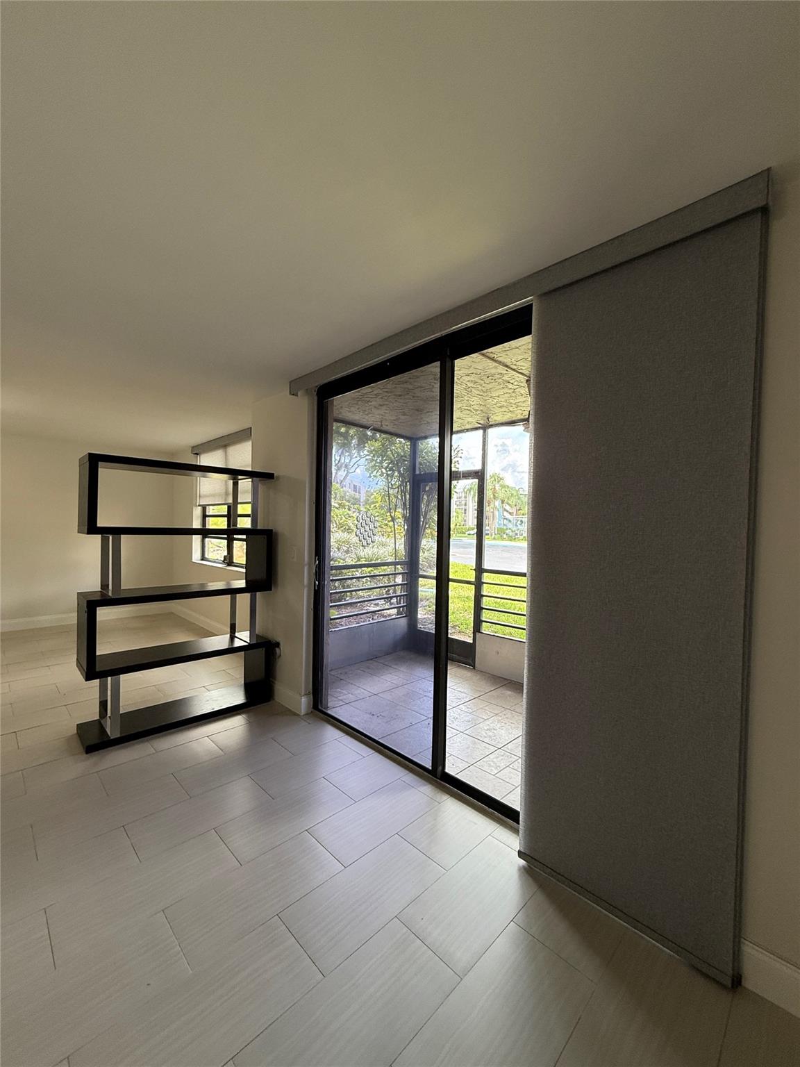 Colony Point 5 Condo - Residential