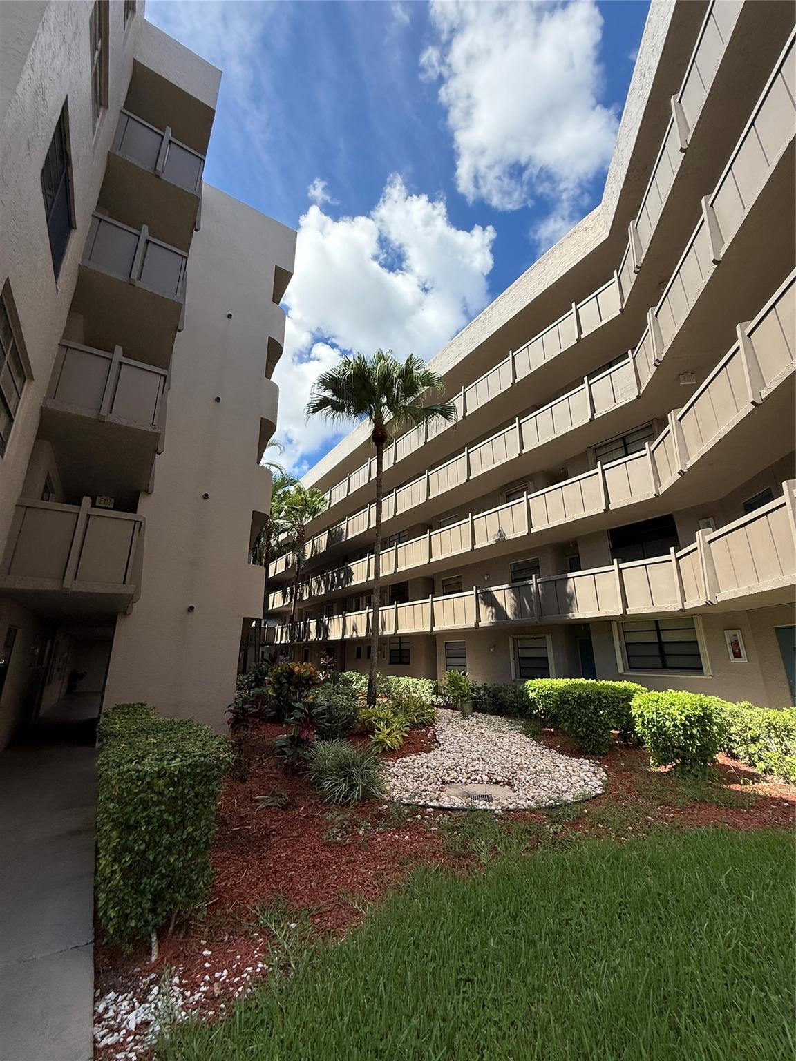 Colony Point 5 Condo - Residential