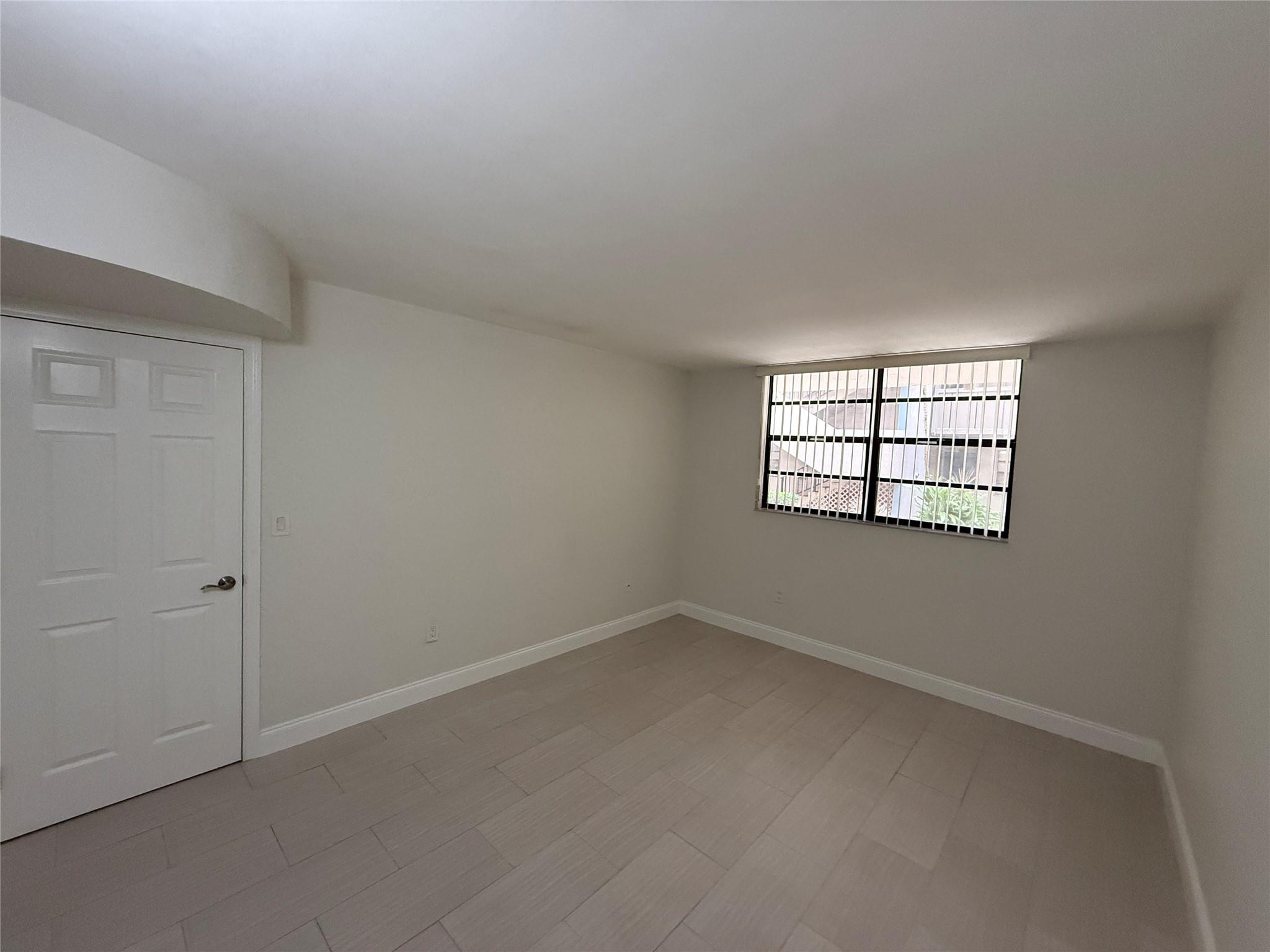 Colony Point 5 Condo - Residential