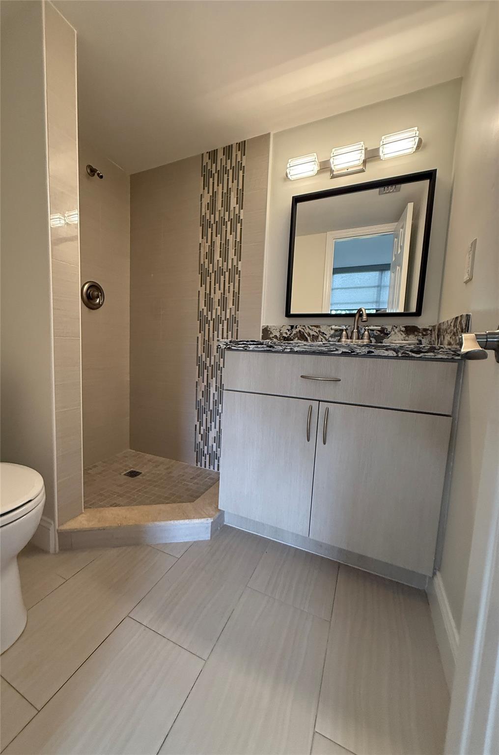 Colony Point 5 Condo - Residential