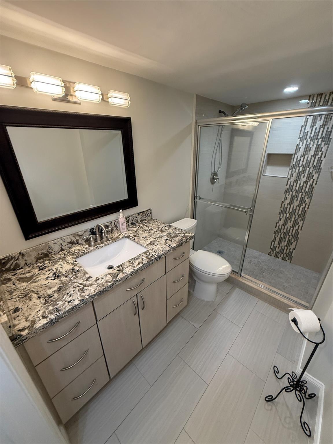 Colony Point 5 Condo - Residential