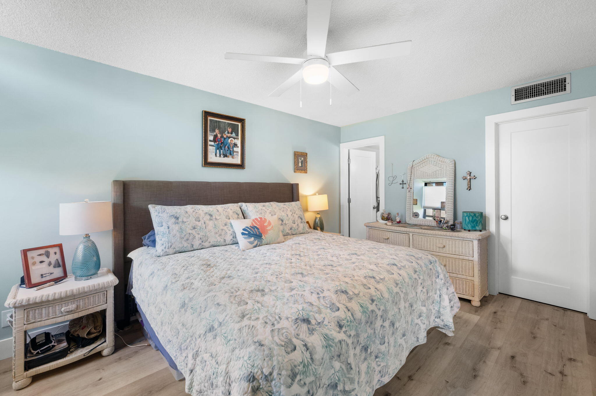 FAIRWINDS COVE CONDO - Residential