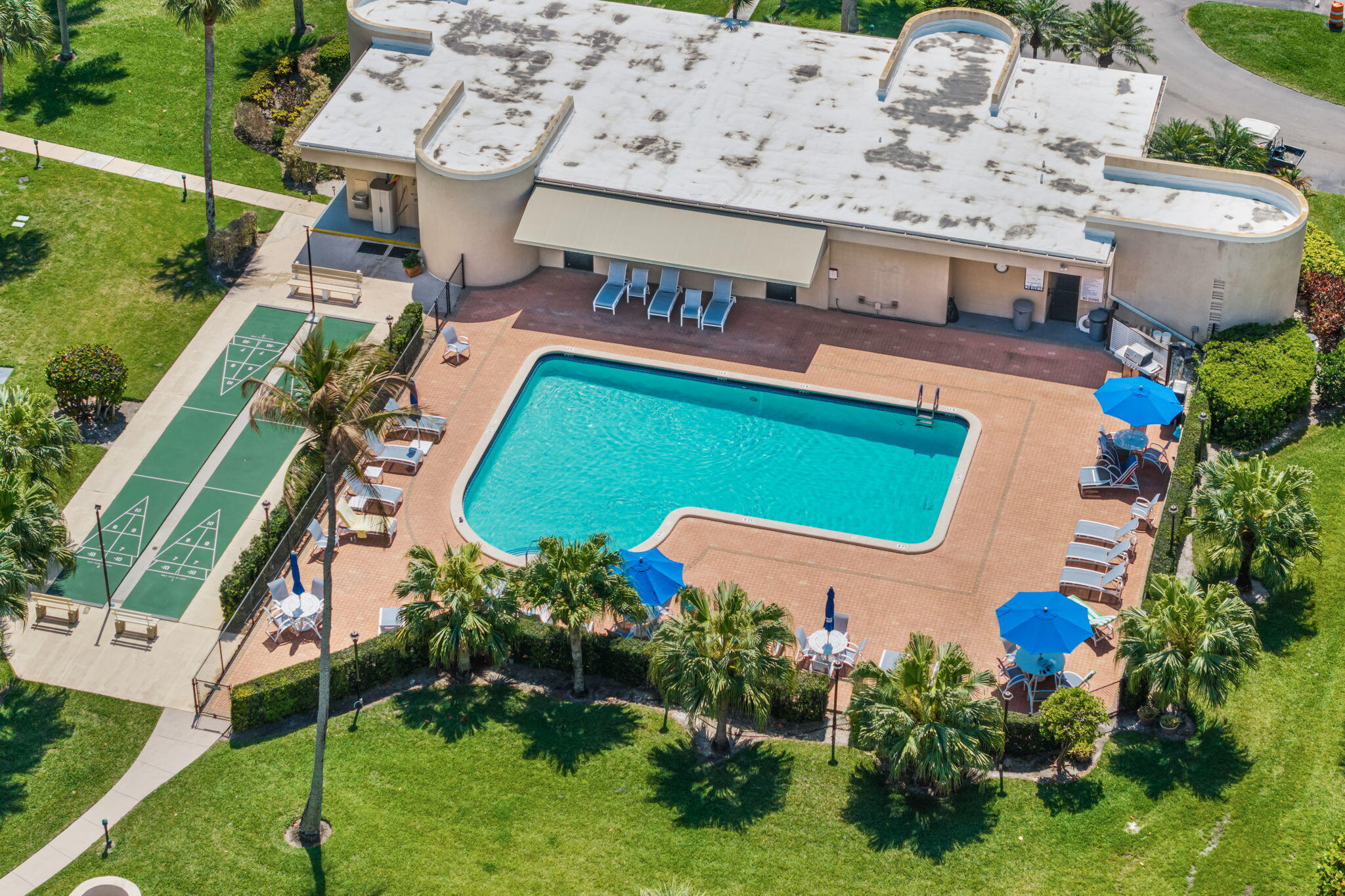 FAIRWINDS COVE CONDO - Residential