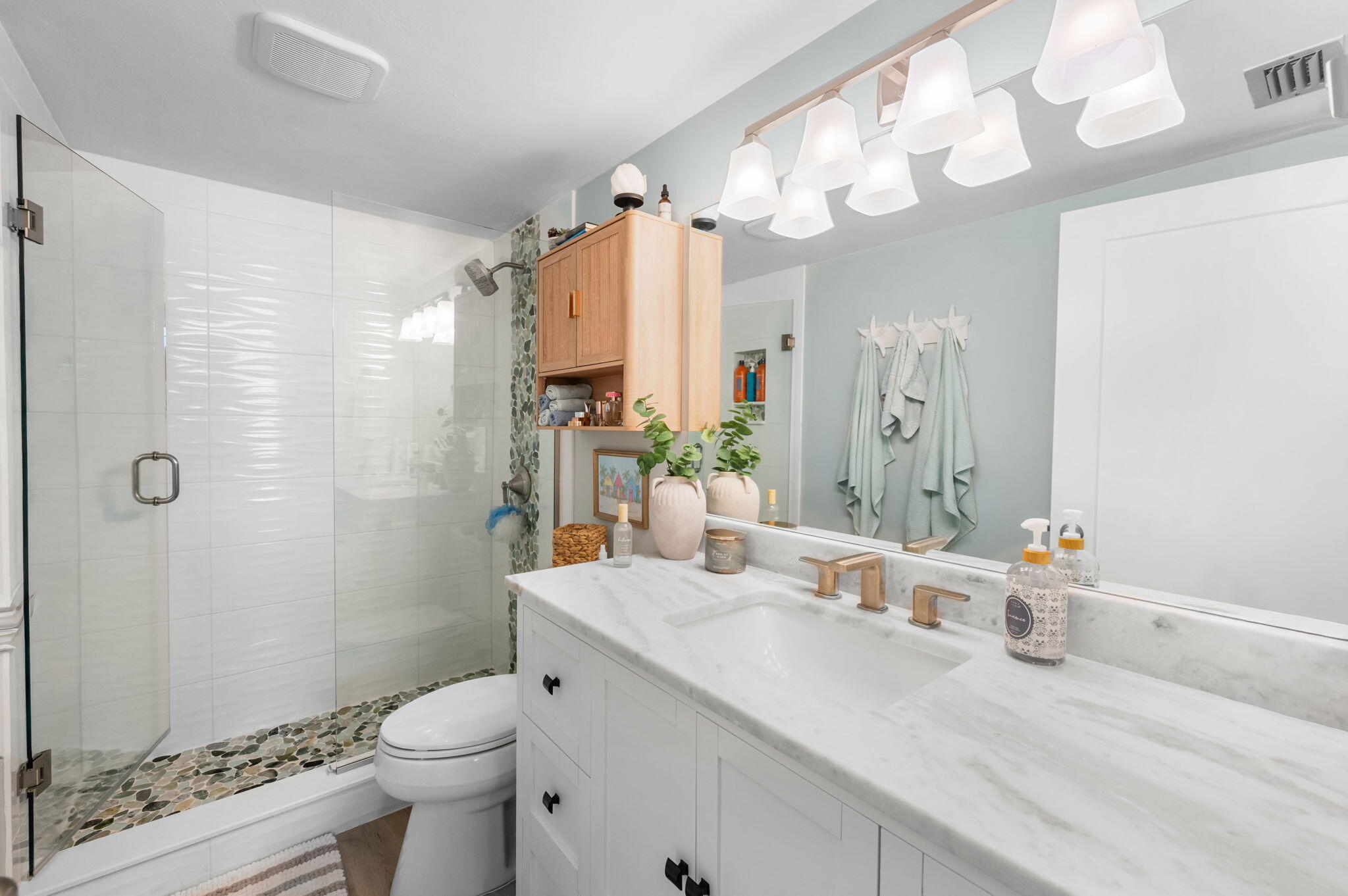 FAIRWINDS COVE CONDO - Residential